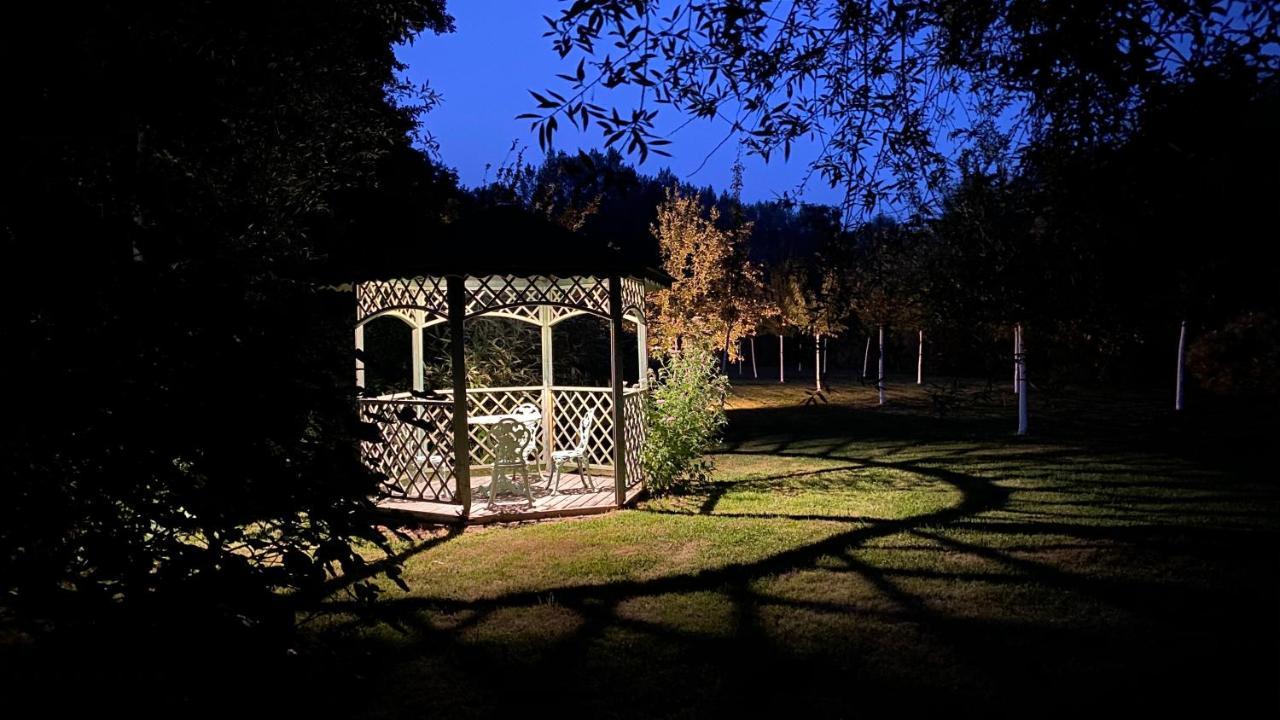 Domaine Le Hetrey Bed and Breakfast Toutainville Buitenkant foto